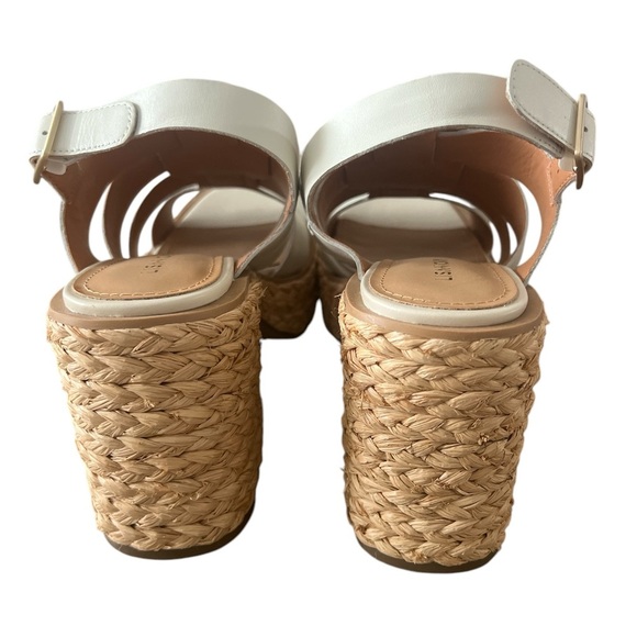 Women's Cream Platform Sandals - Picture 6 of 8